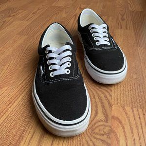 Vans Era Black - Size 9